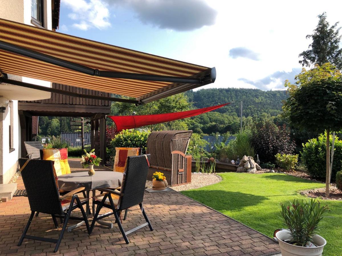 Ferienwohnung Rennsteigblick Suhl Ngoại thất bức ảnh